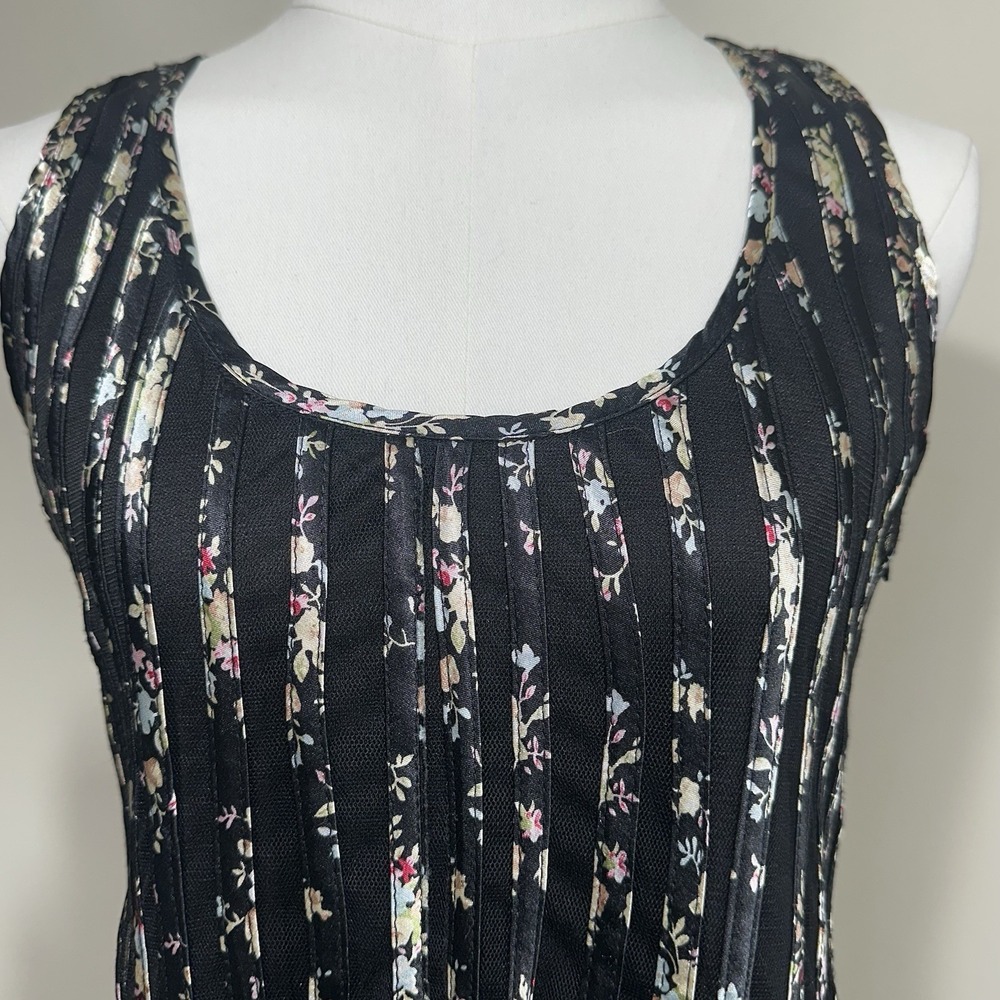 QED London Mini Dress Womens S Black‎ Floral Mesh Panelled Sleeveless Fit Flare - Picture 7 of 11